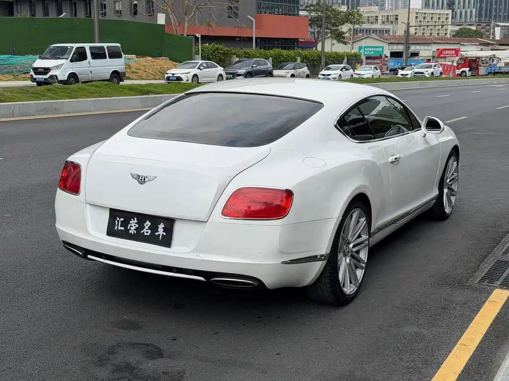 Bentley Continental 2012 — фото 8