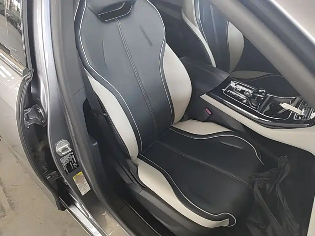 BYD Qin PLUS 2022 — фото 25