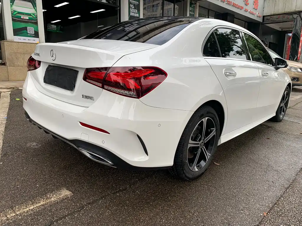 Mercedes-Benz A-Class 2023 — фото 40