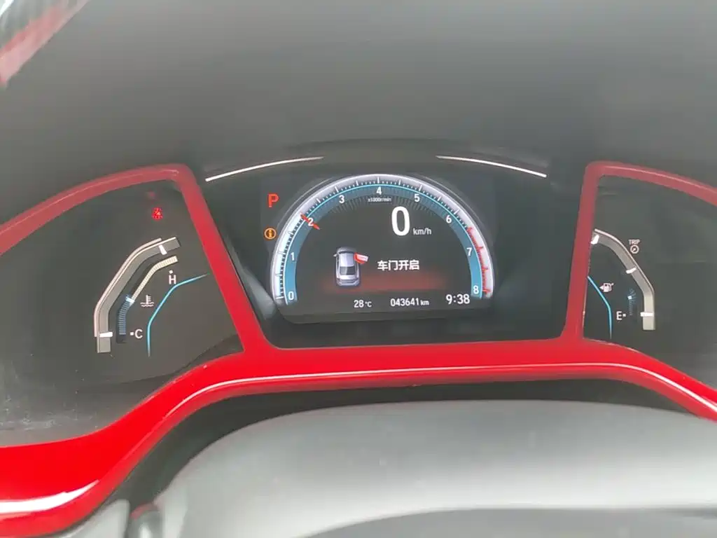 Honda Civic 2017 — фото 12