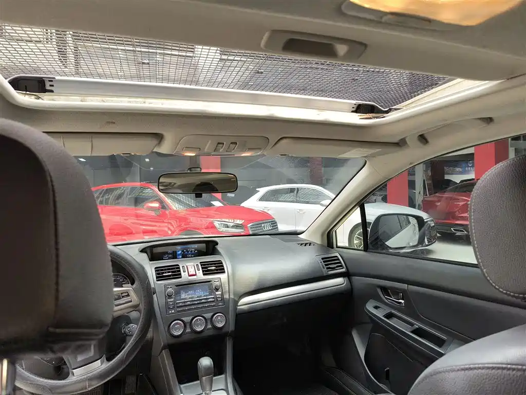 Subaru XV 2015 — фото 14
