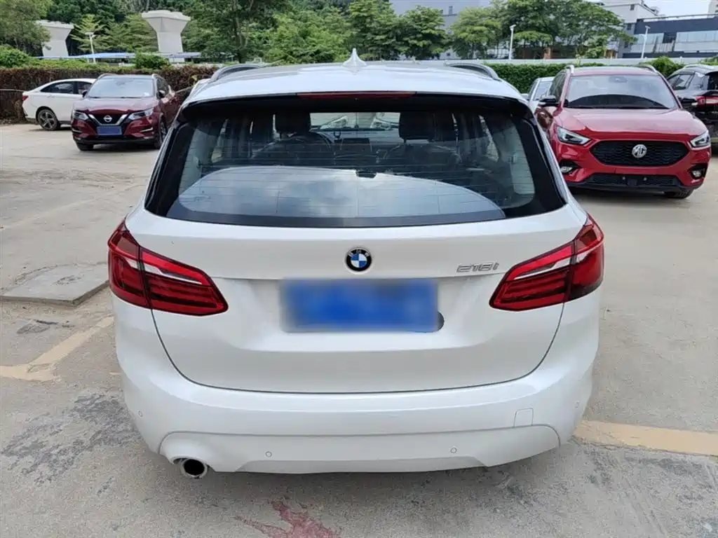 BMW 2 Series Active Tourer 2019 — фото 6
