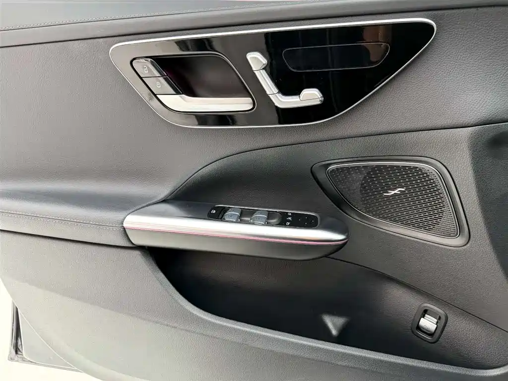 Mercedes-Benz C-Class 2022 — фото 21