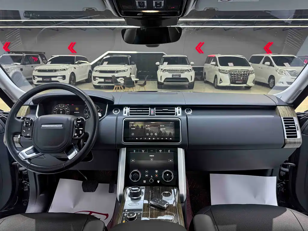 Land Rover Range Rover 2019 — фото 10