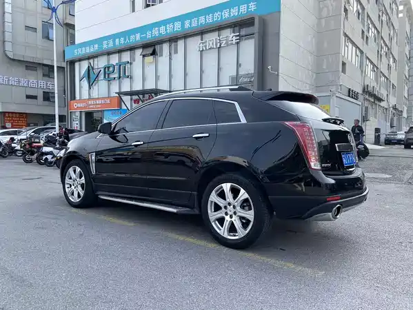 Cadillac SRX 2013