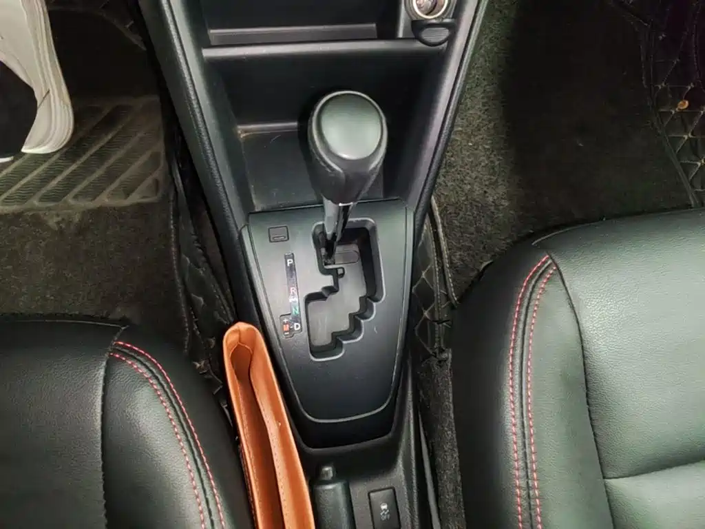 Toyota Yaris L 2018 — фото 14