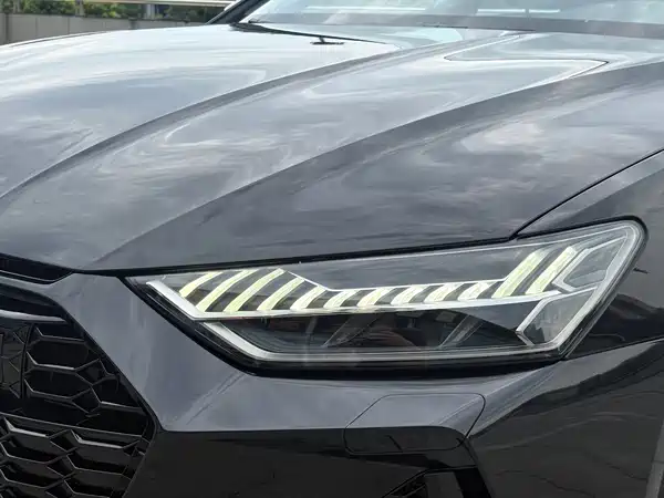 Audi A7L 2024
