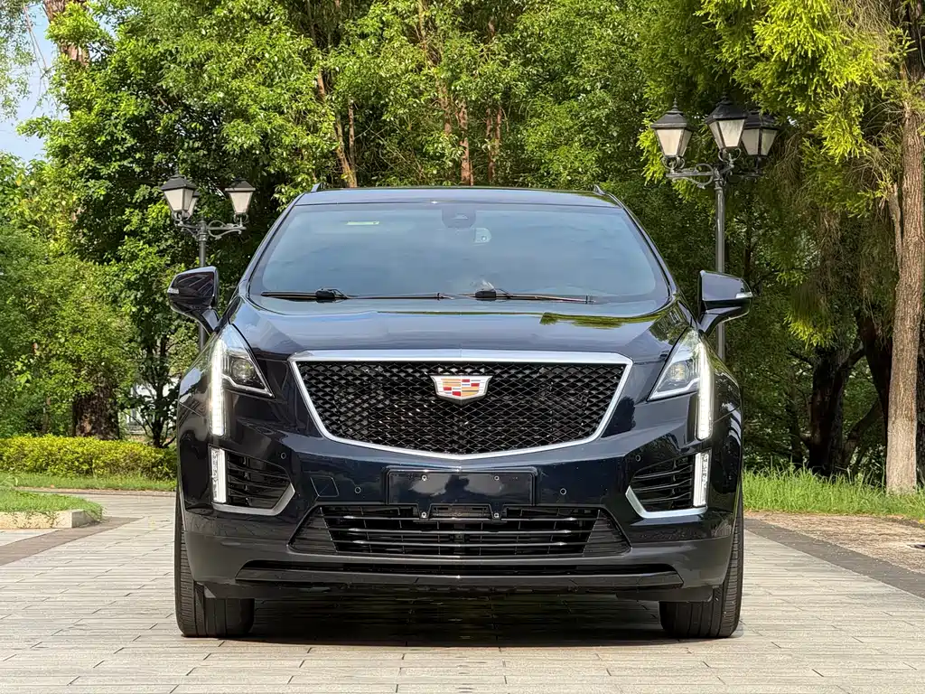 Cadillac XT5 2022 — фото 6