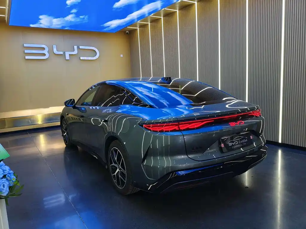 BYD Han L 2025 — фото 16
