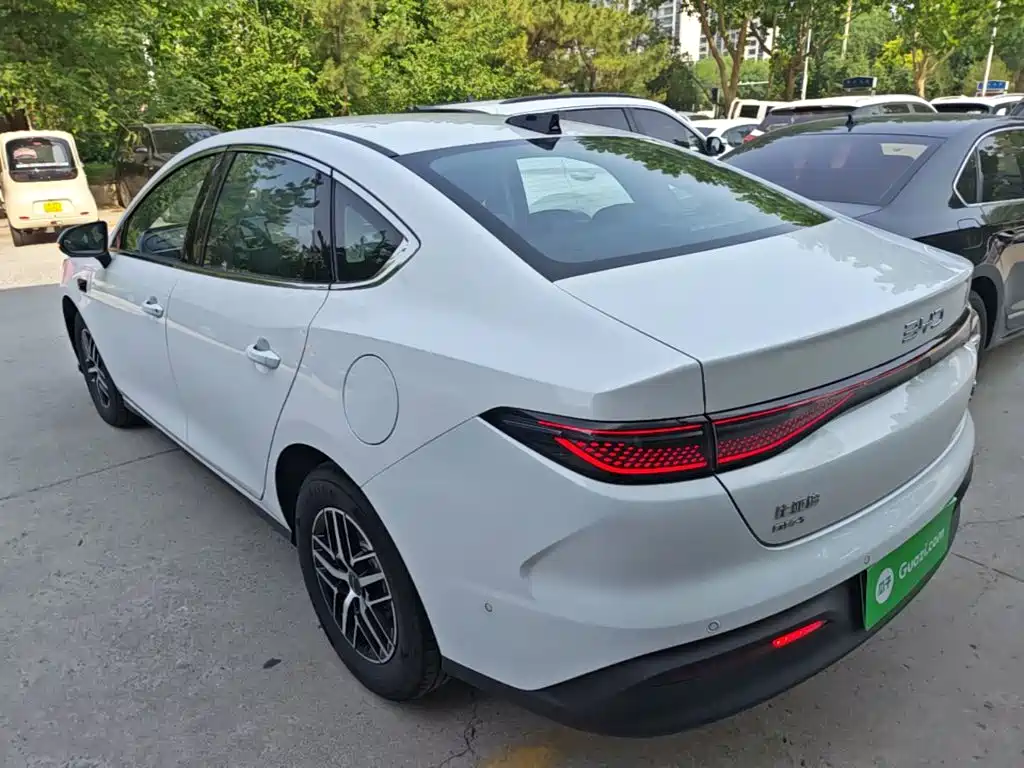 BYD Seal 05 DM-i 2025 — фото 5