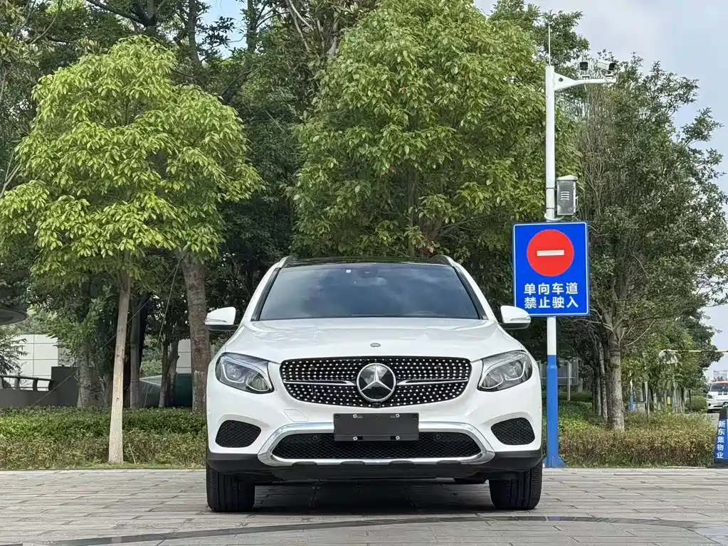 Mercedes-Benz GLC 2016