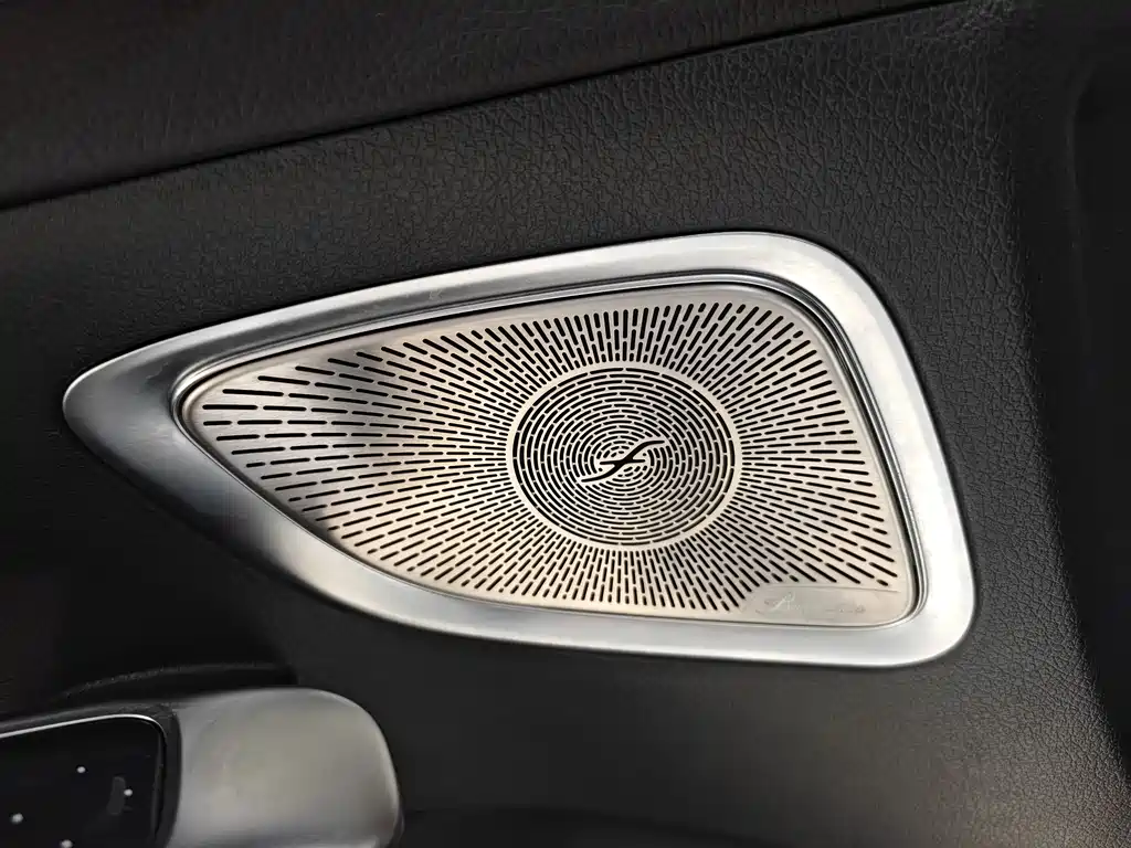 Mercedes-Benz C-Class 2022 — фото 14