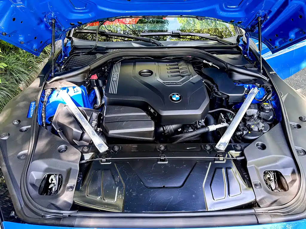 BMW Z4 2020 — фото 15