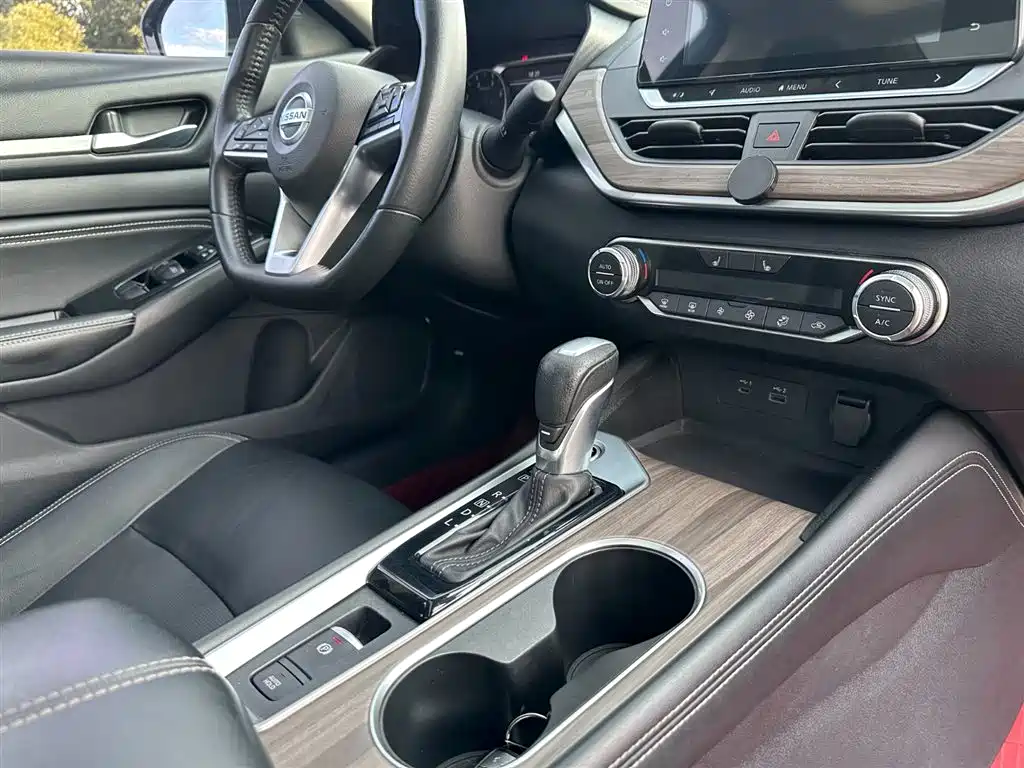 Nissan Teana 2021 — фото 18