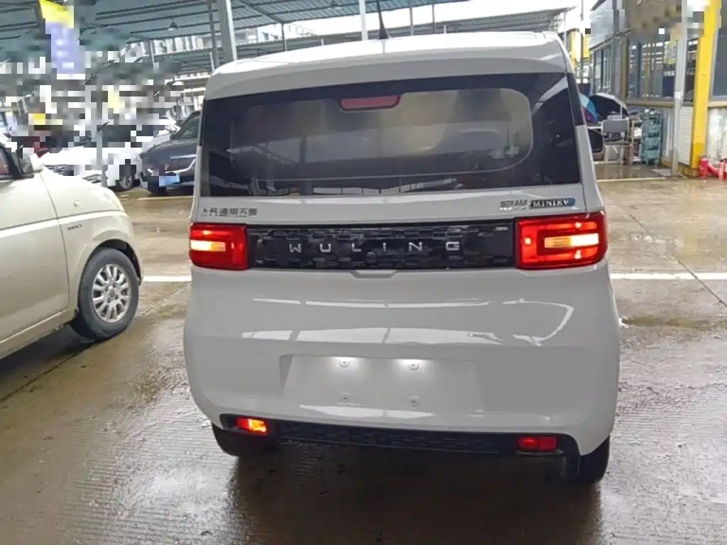 Wuling MINIEV 2023