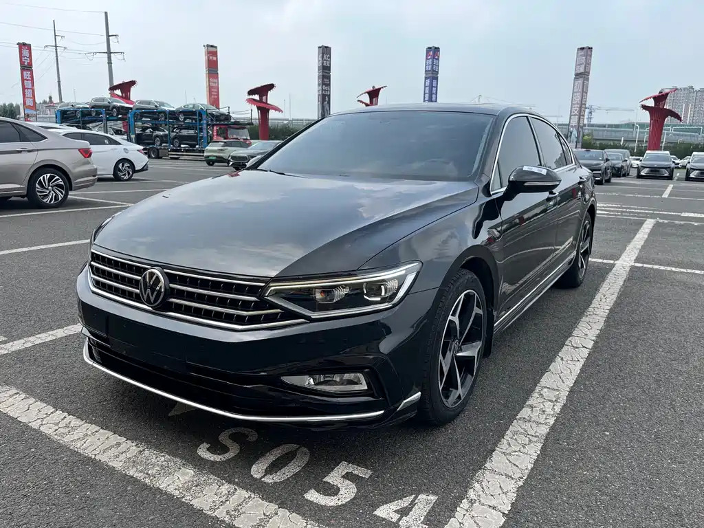 Volkswagen Magotan 2023