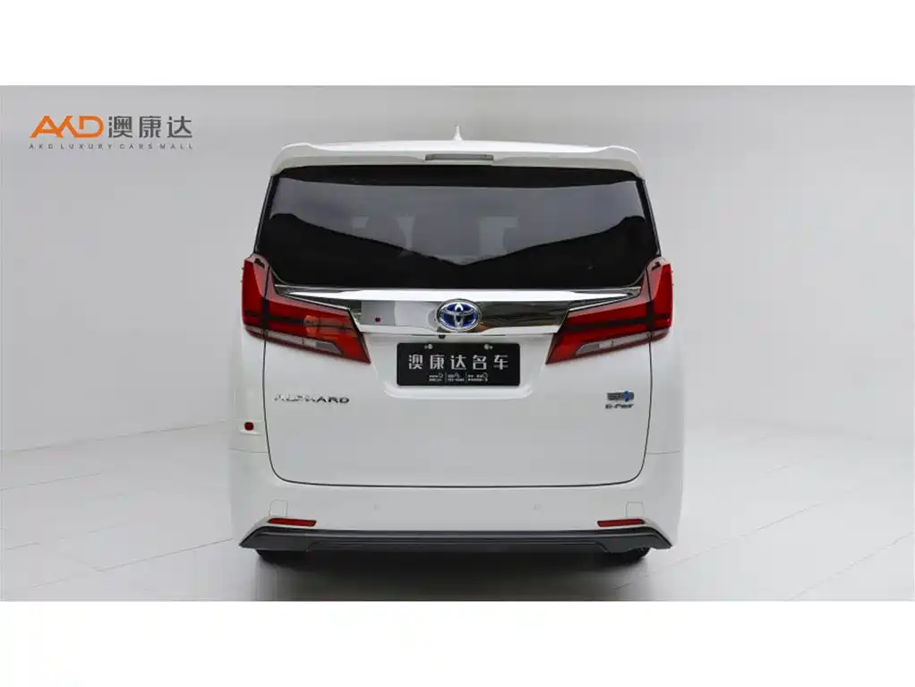 Toyota Alphard 2023 — фото 4