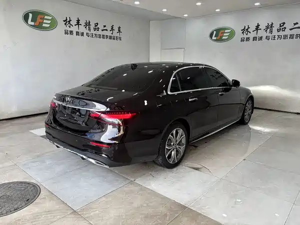 Mercedes-Benz E-Class 2023