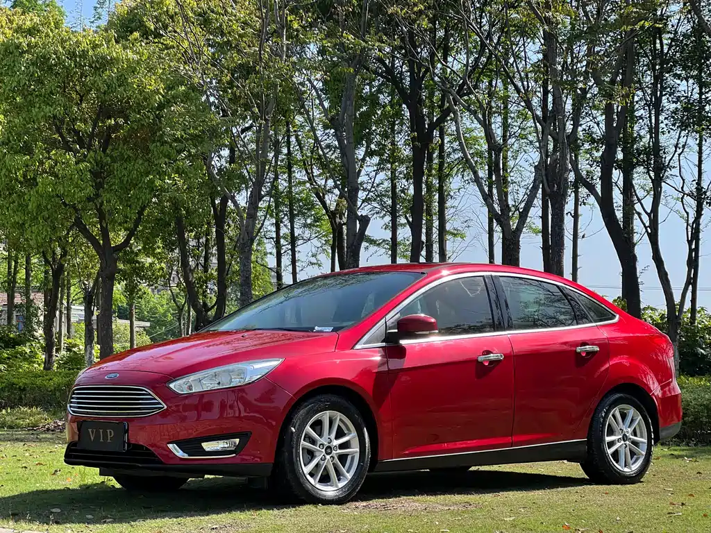 Ford Focus 2016 — фото 1