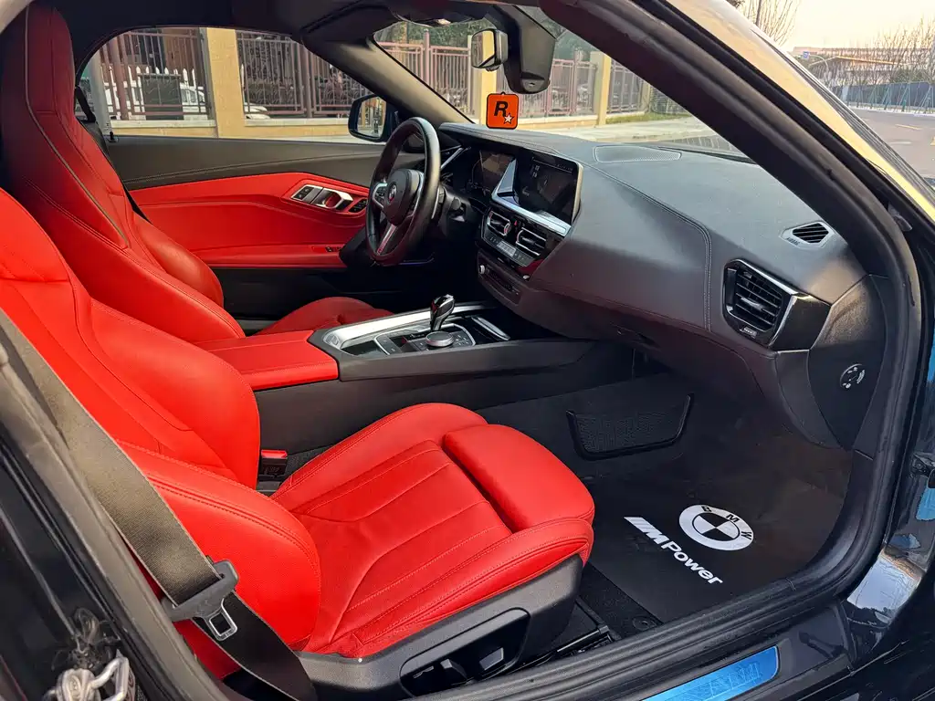 BMW Z4 2023 — фото 9