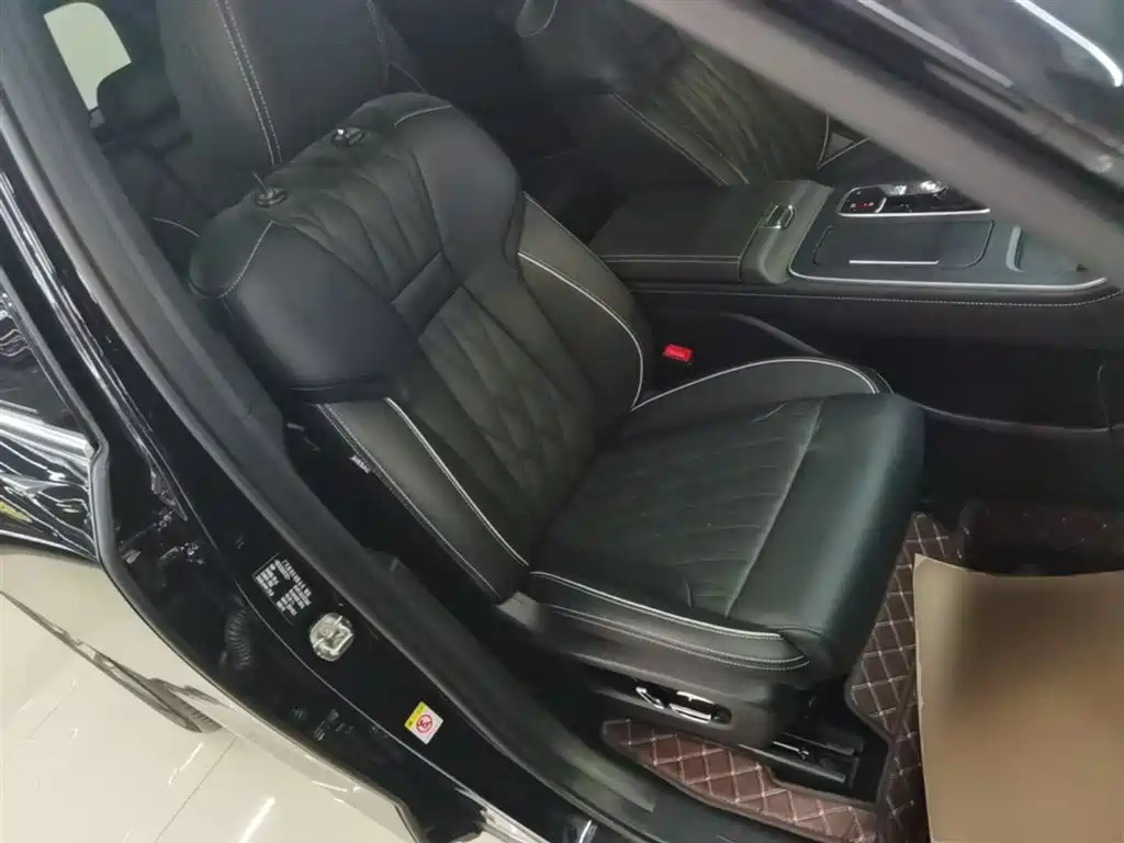 GAC Motor Trumpchi GS8 2024 — фото 25