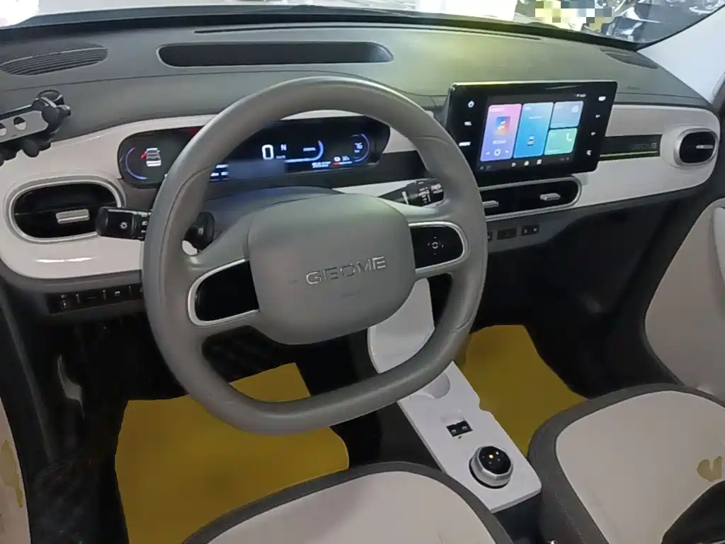 Geely Galaxy Panda 2025 — фото 10