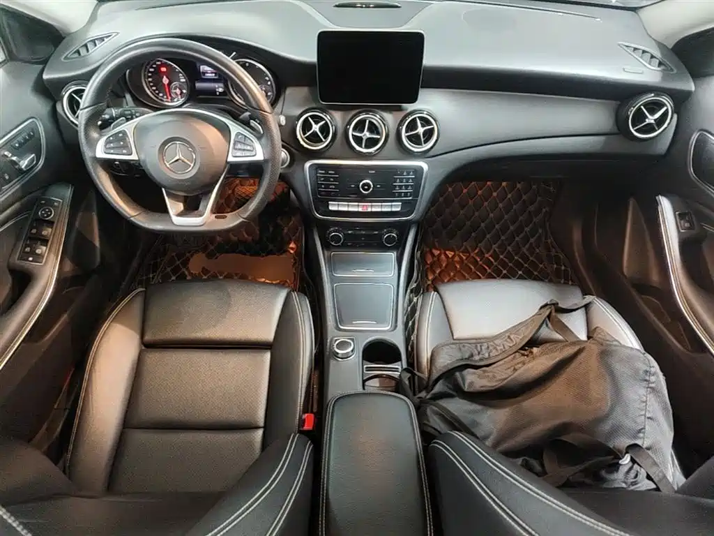 Mercedes-Benz GLA 2019 — фото 10