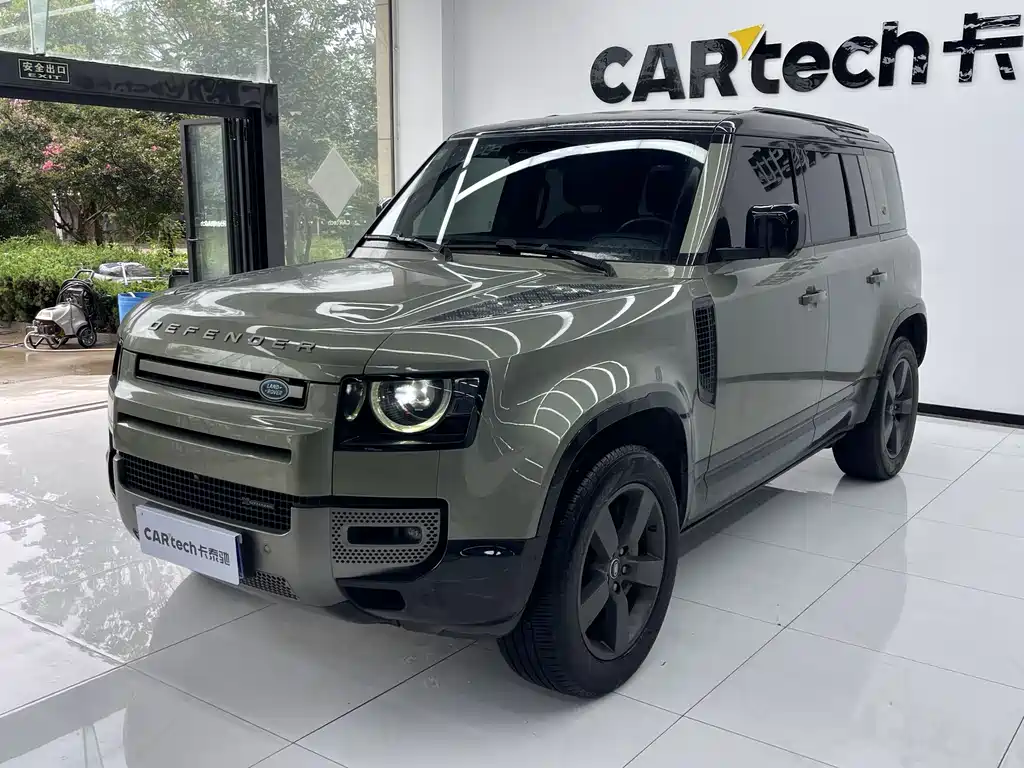 Land Rover Defender 2023 — фото 1