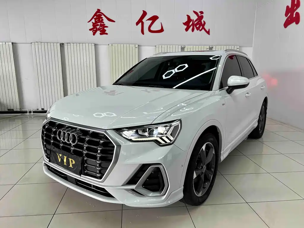 Audi Q3 2022