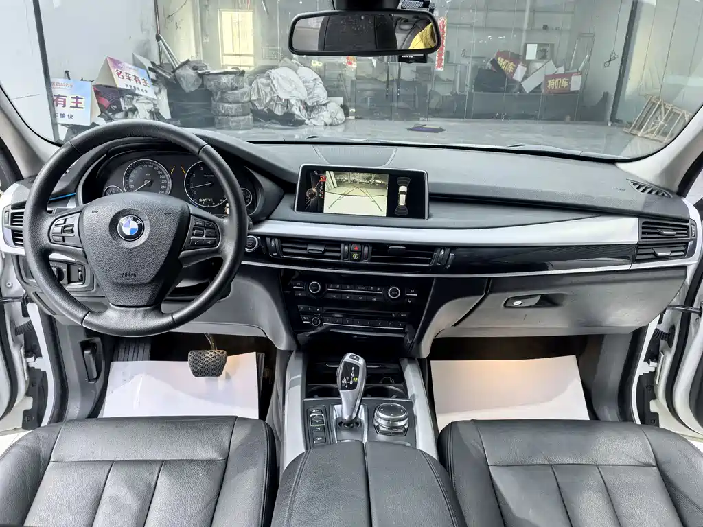 BMW X5 2018 — фото 7