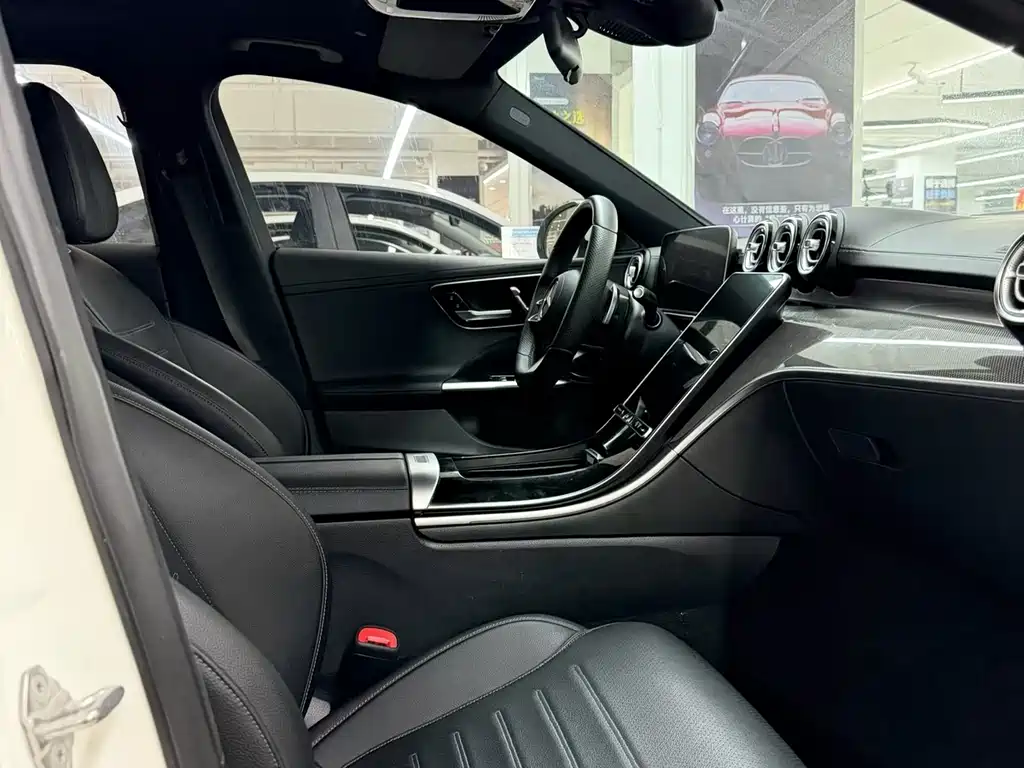 Mercedes-Benz C-Class 2022