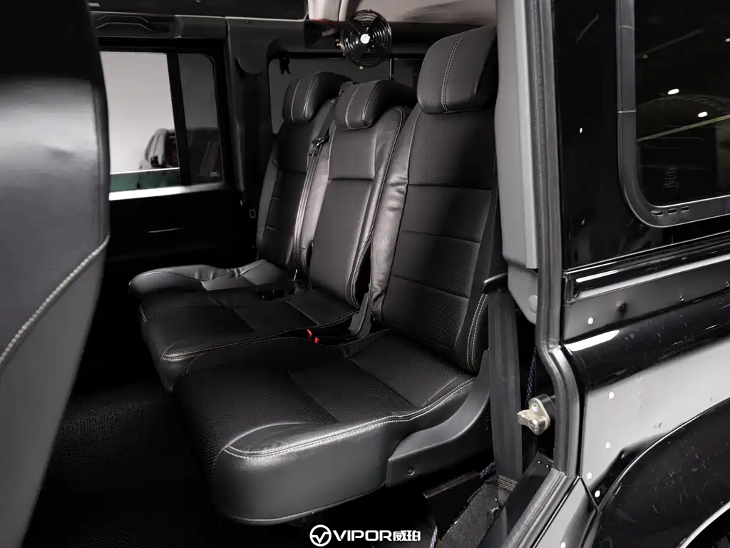 Land Rover Defender 2016 — фото 8