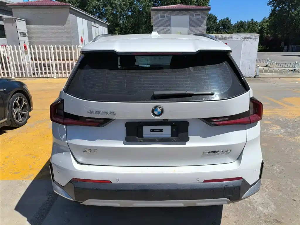 BMW X1 2023 — фото 12