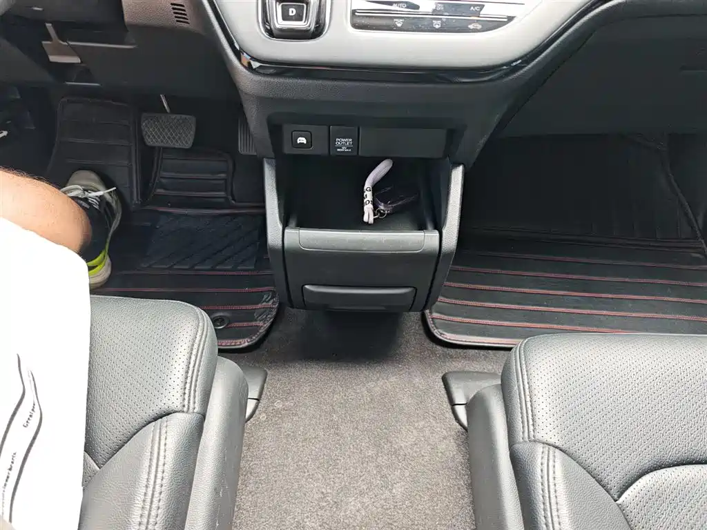 Honda Odyssey 2023 — фото 16