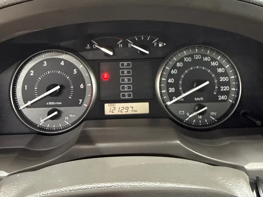 Toyota Land Cruiser 2020 — фото 21