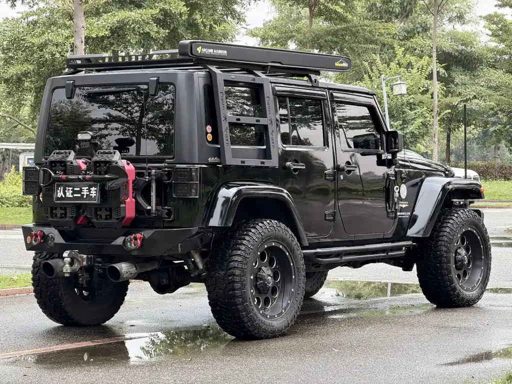 Jeep Wrangler 2016 — фото 7