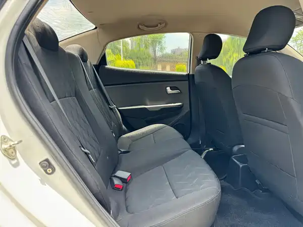 Kia K2 2017