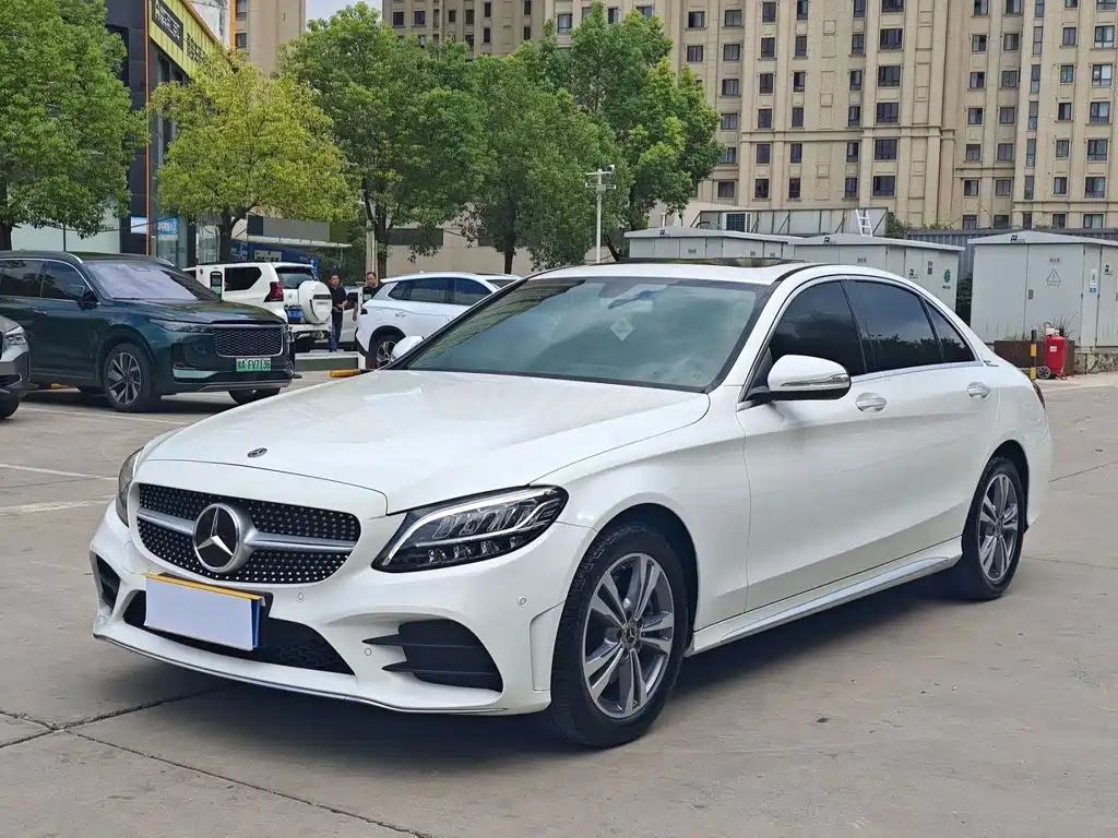 Mercedes-Benz C-Class 2020 — фото 2