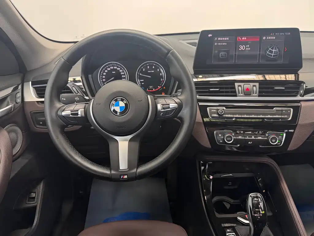 BMW X1 2022 — фото 15