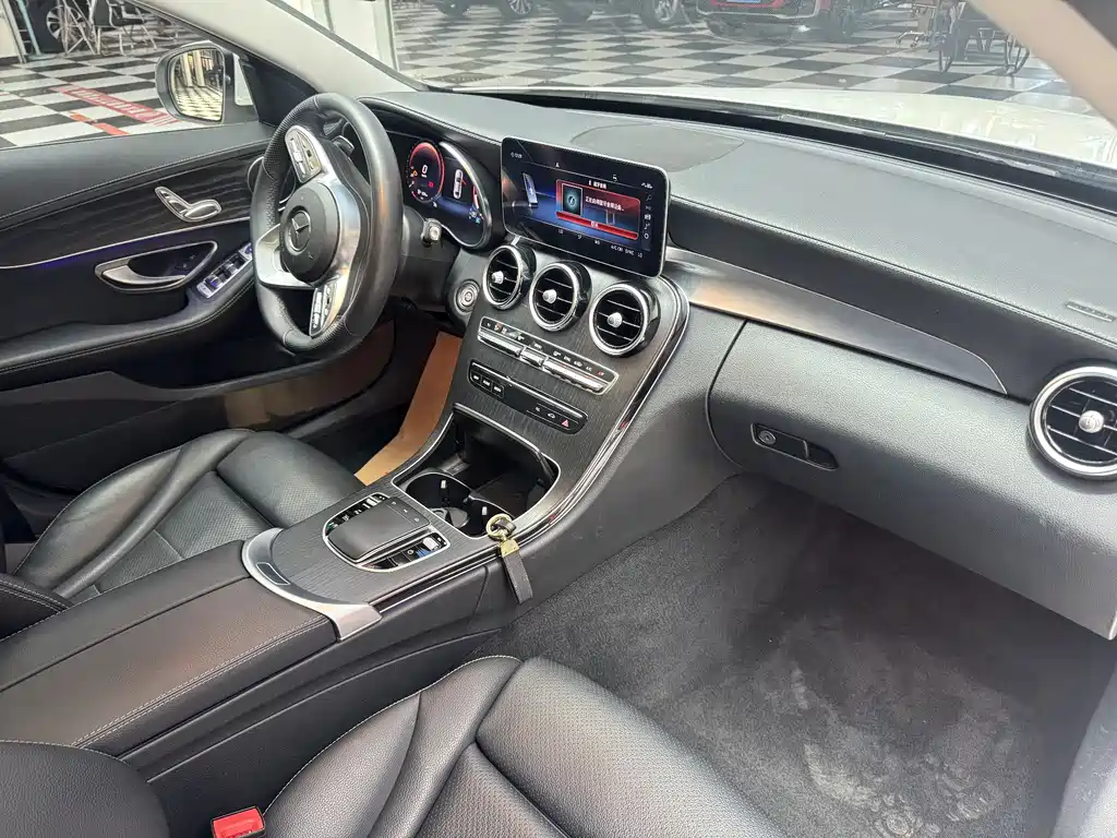 Mercedes-Benz C-Class 2021 — фото 6