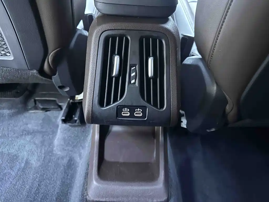 BMW X1 2023 — фото 15