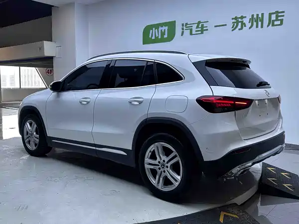 Mercedes-Benz GLA 2021