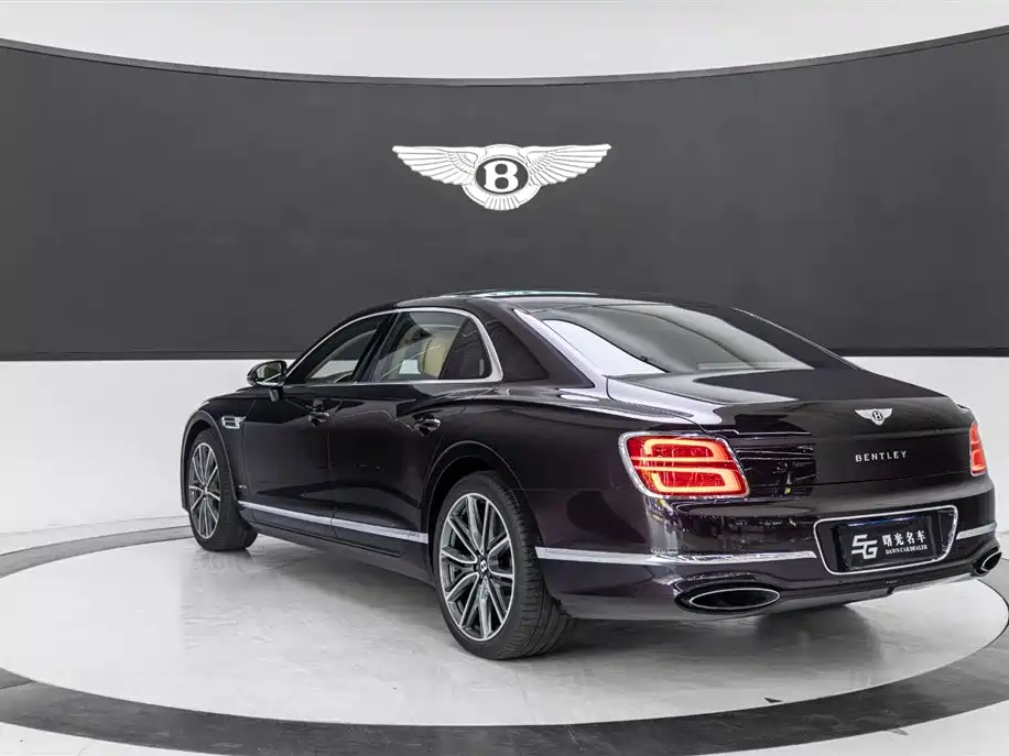 Bentley Flying Spur 2020 — фото 5