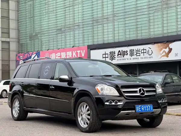 Mercedes-Benz GL-Class 2011