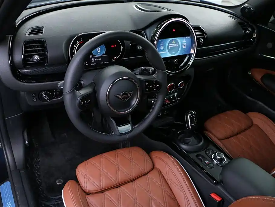 MINI Clubman 2021 — фото 11