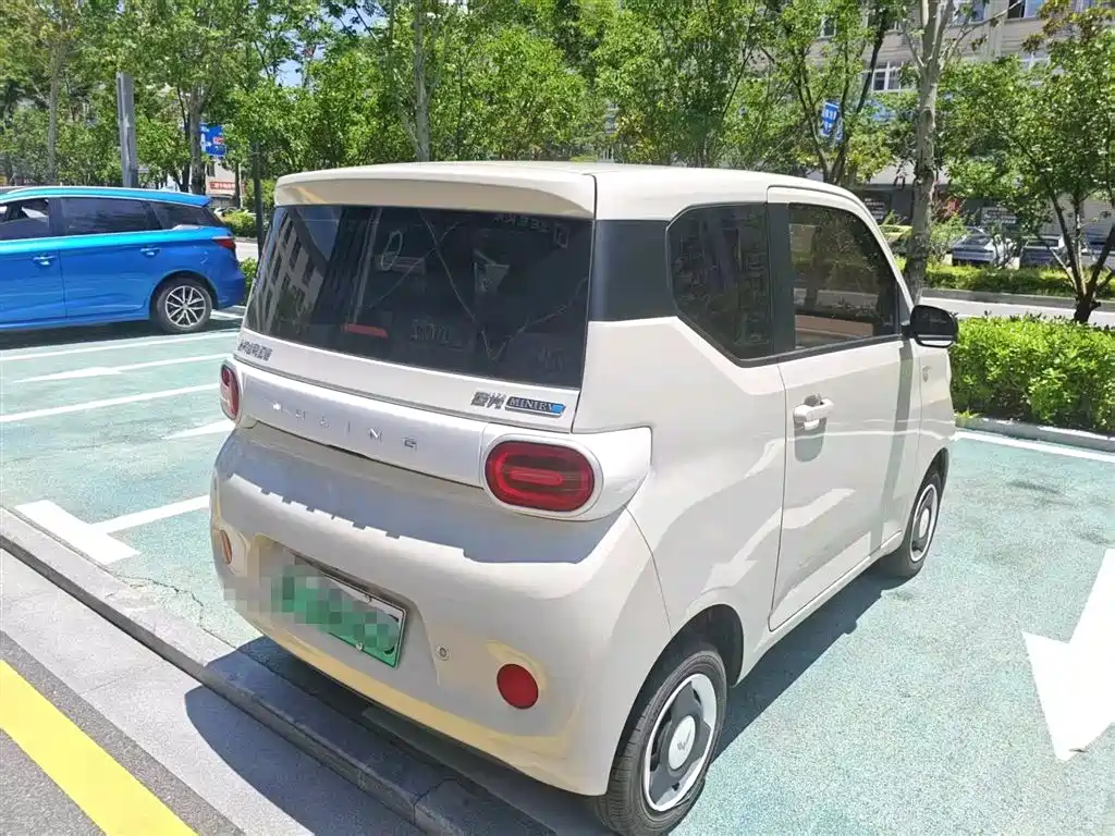 Wuling MINIEV 2024