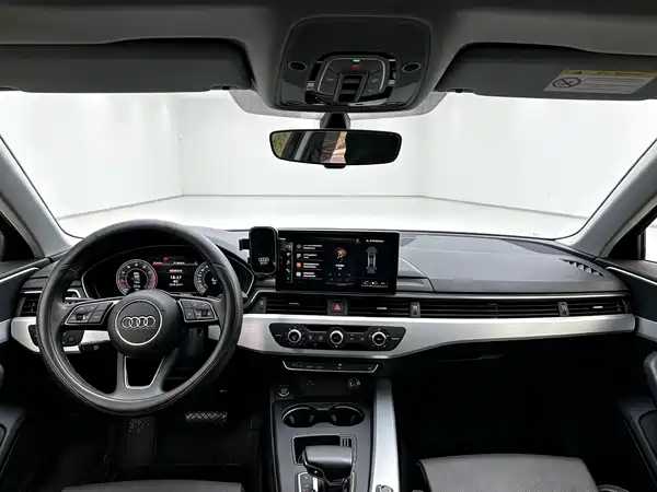 Audi A4L 2023