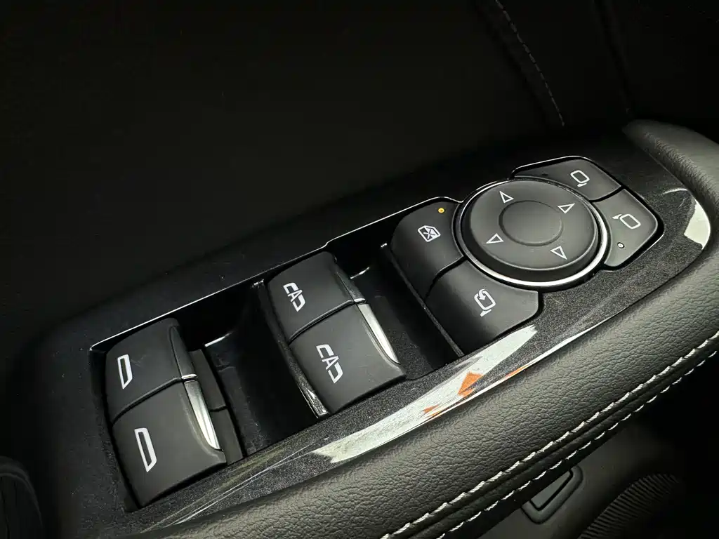 Cadillac CT5 2025 — фото 23