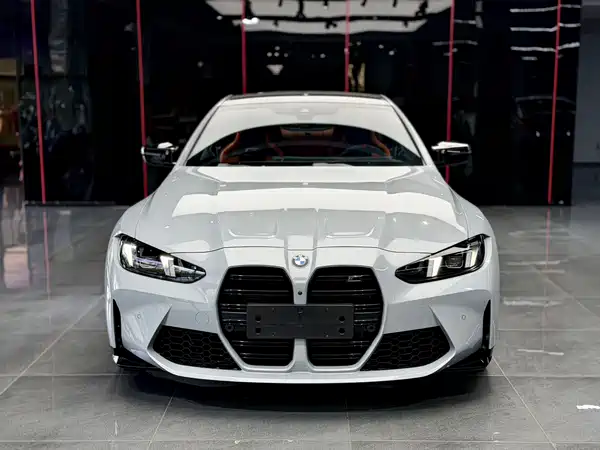 BMW M4 2025