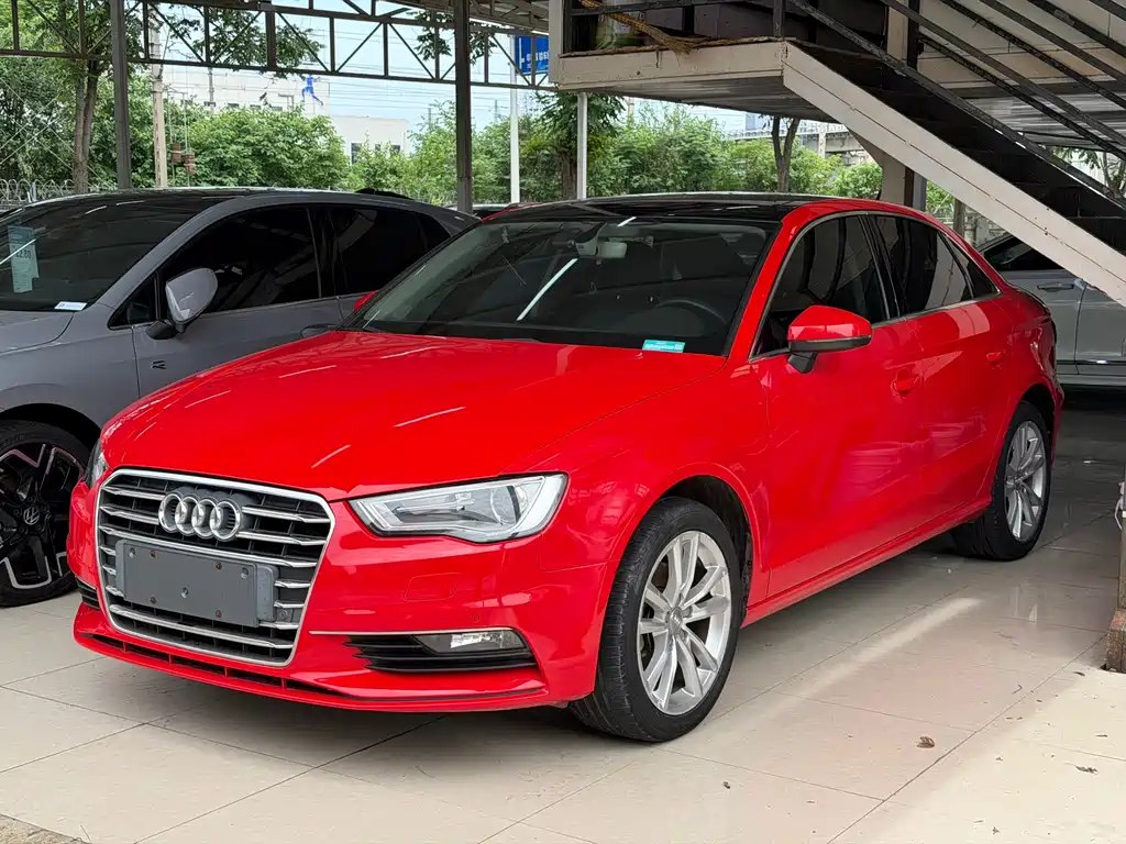 Audi A3 2015 — фото 1